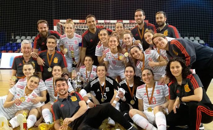 España se hace de nuevo con el Torneo del Día de la Victoria