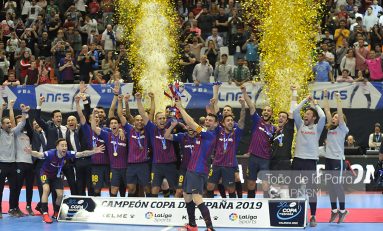 Fotogalería de la entrega de medallas de la Final de Copa de España de futsal