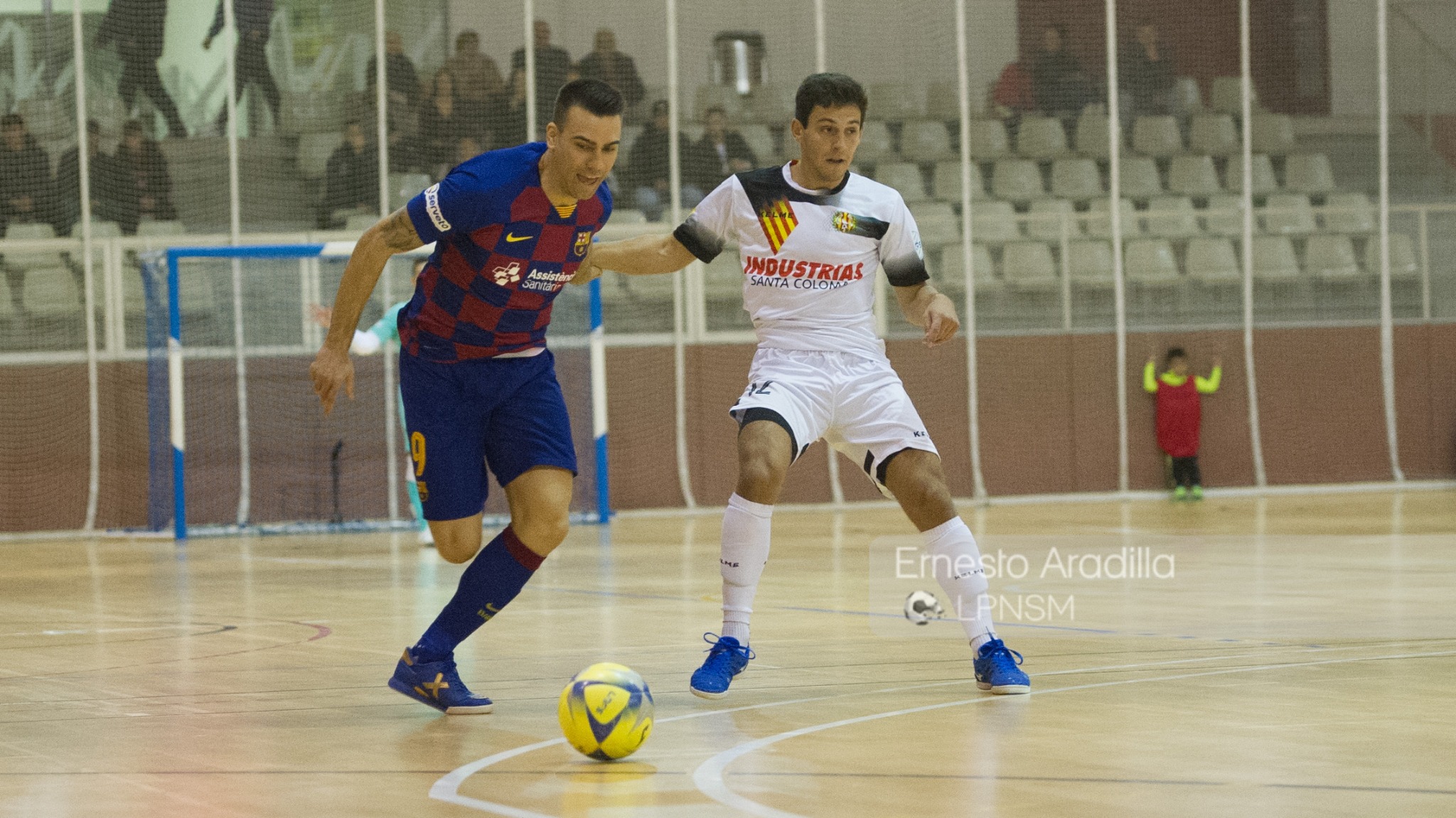 El derbi catalán se viste de azulgrana