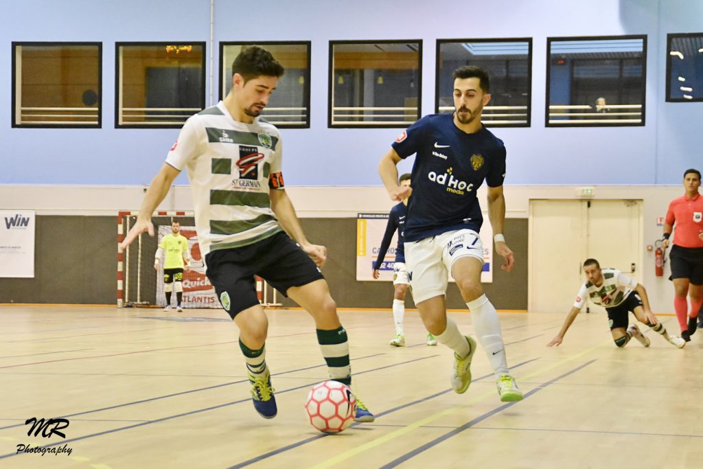 Jonathan Cámara, cierre de Sporting Paris, y Fali, ala de Nantes, durante un encuentro de esta temporada. Foto: Marta Ros Photography