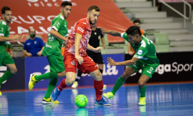 Xota remonta y se lleva los tres puntos de Murcia (2-3)