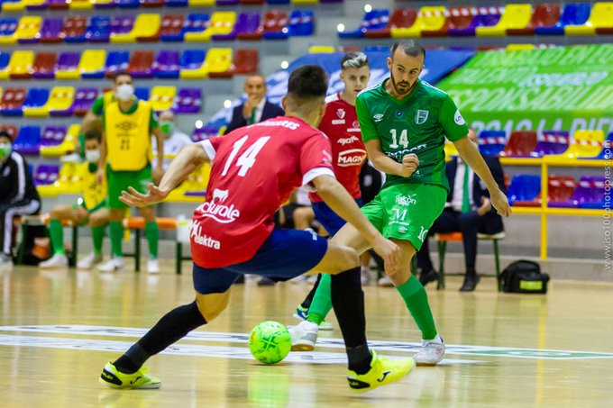 UMA Antequera remonta y consigue el empate ante Osasuna Magna Xota (4-4)
