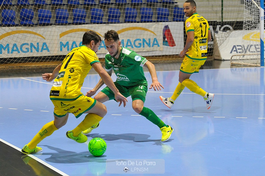 Xota y Jaén firman tablas (2-2)