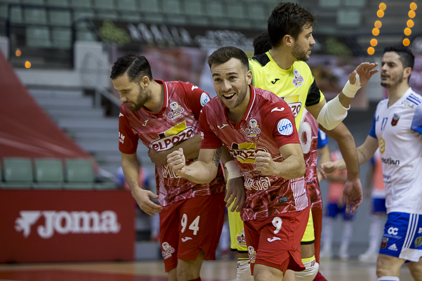 ElPozo Murcia cierra el pase a cuartos en la primera parte