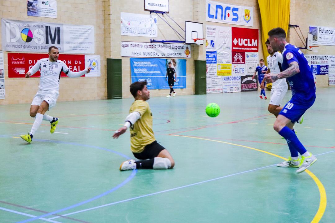 Reina la igualdad entre el Manzanares y la UA Ceutí
