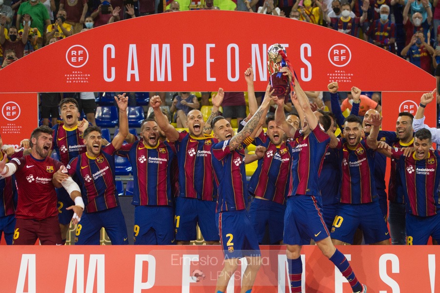 El Barça conquista su quinta Liga tras vencer al Levante en los penaltis