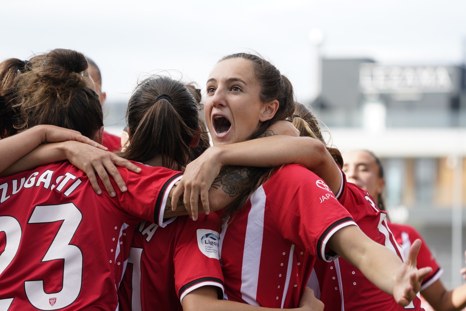 Amezaga, eufórica tras marcar el gol de la victoria | @AthleticClubFem