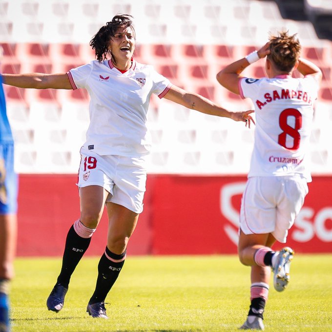 Martín Prieto, autora del golazo de la jornada | @SevillaFC_Fem