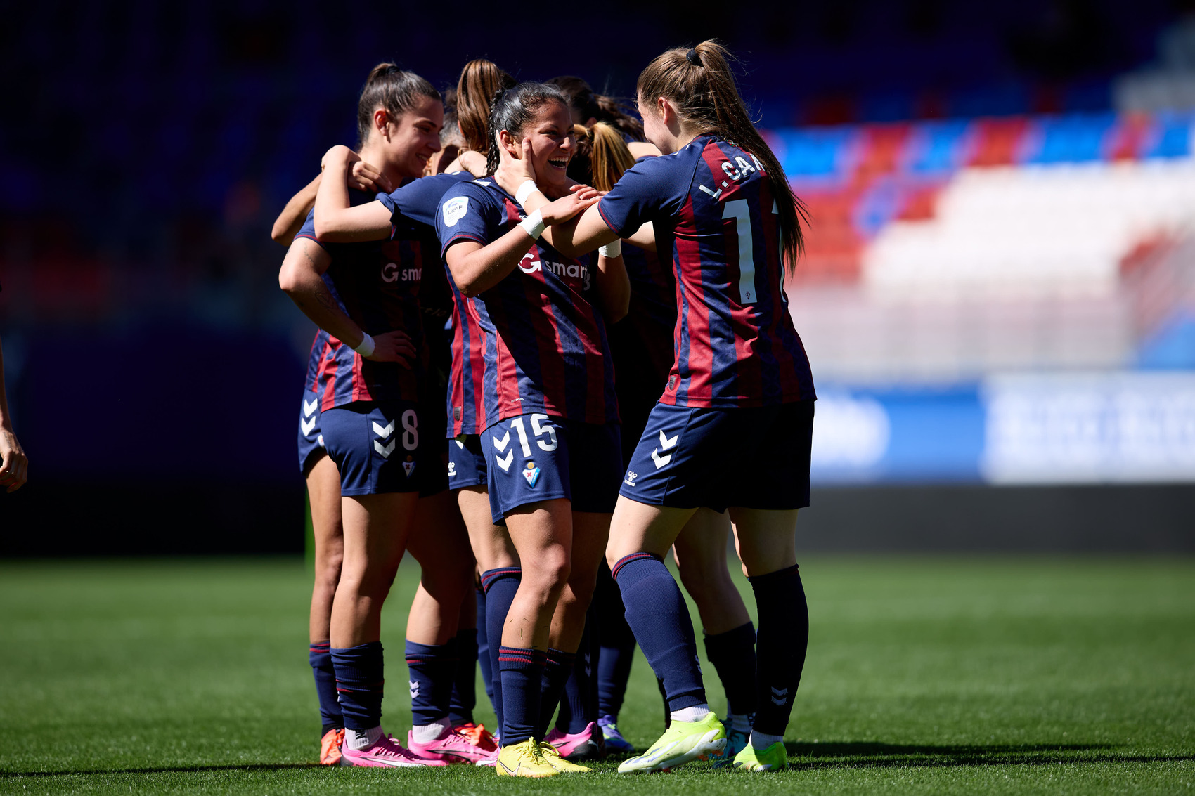 Victoria del Eibar ante el Sevilla que le acerca a la permanencia | Eibar