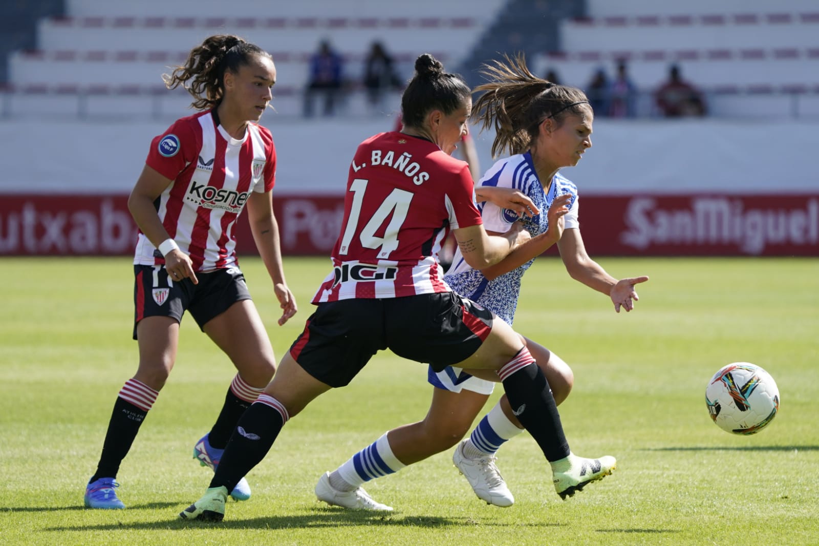 Un gol de Nerea Nevado dio la victoria in extremis al Athletic Club ante el Granada | @AthleticClubFem