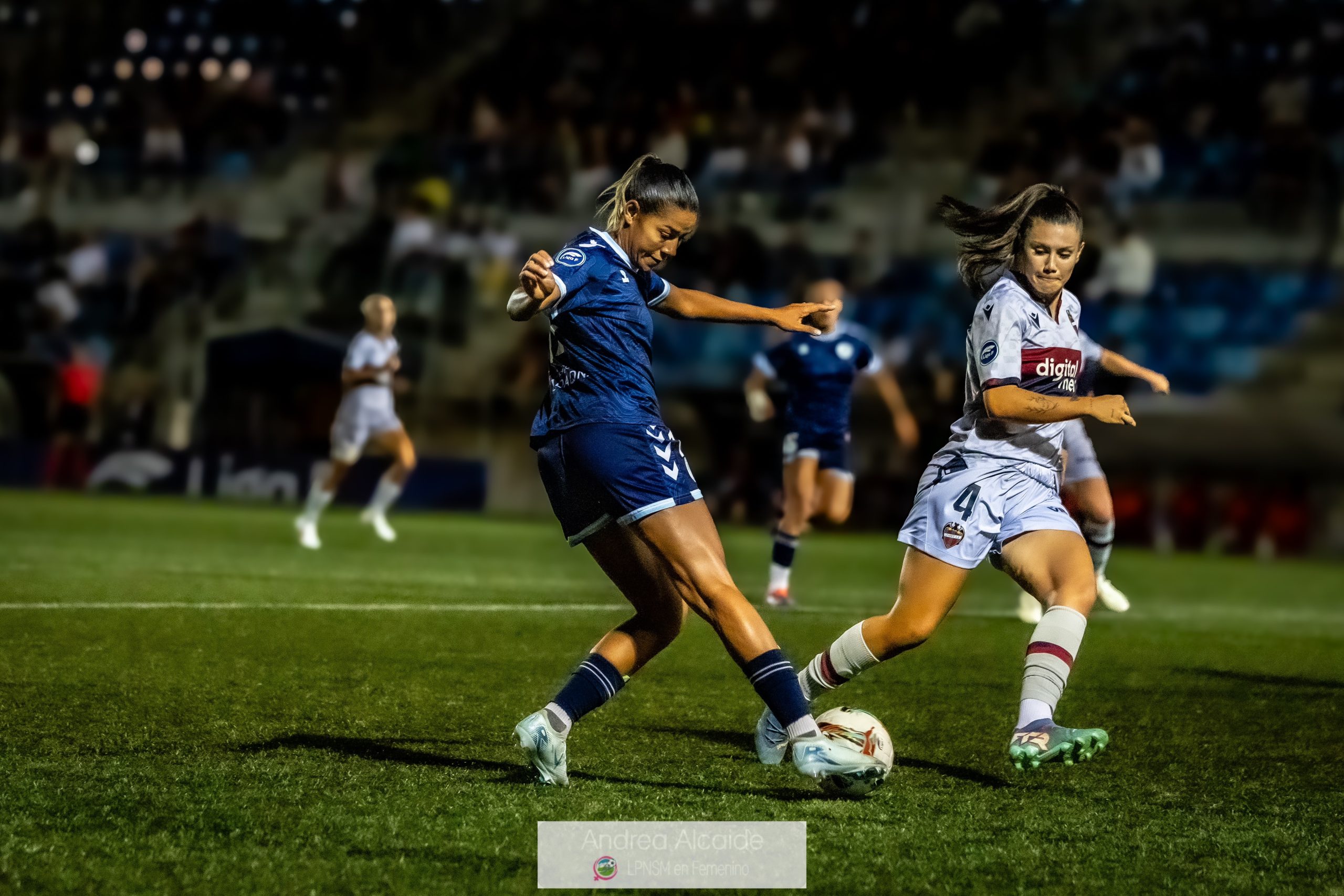 Victoria del Levante Badalona ante el Levante | Ernesto Aradilla