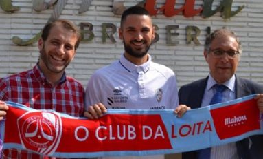 Álex Verdejo, presentado como jugador del Santiago Futsal