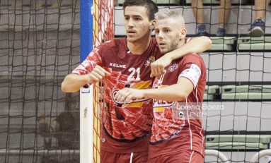 Crónica | Manita y manotazo