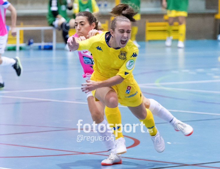 Comenzó la liga femenina, poco a poco