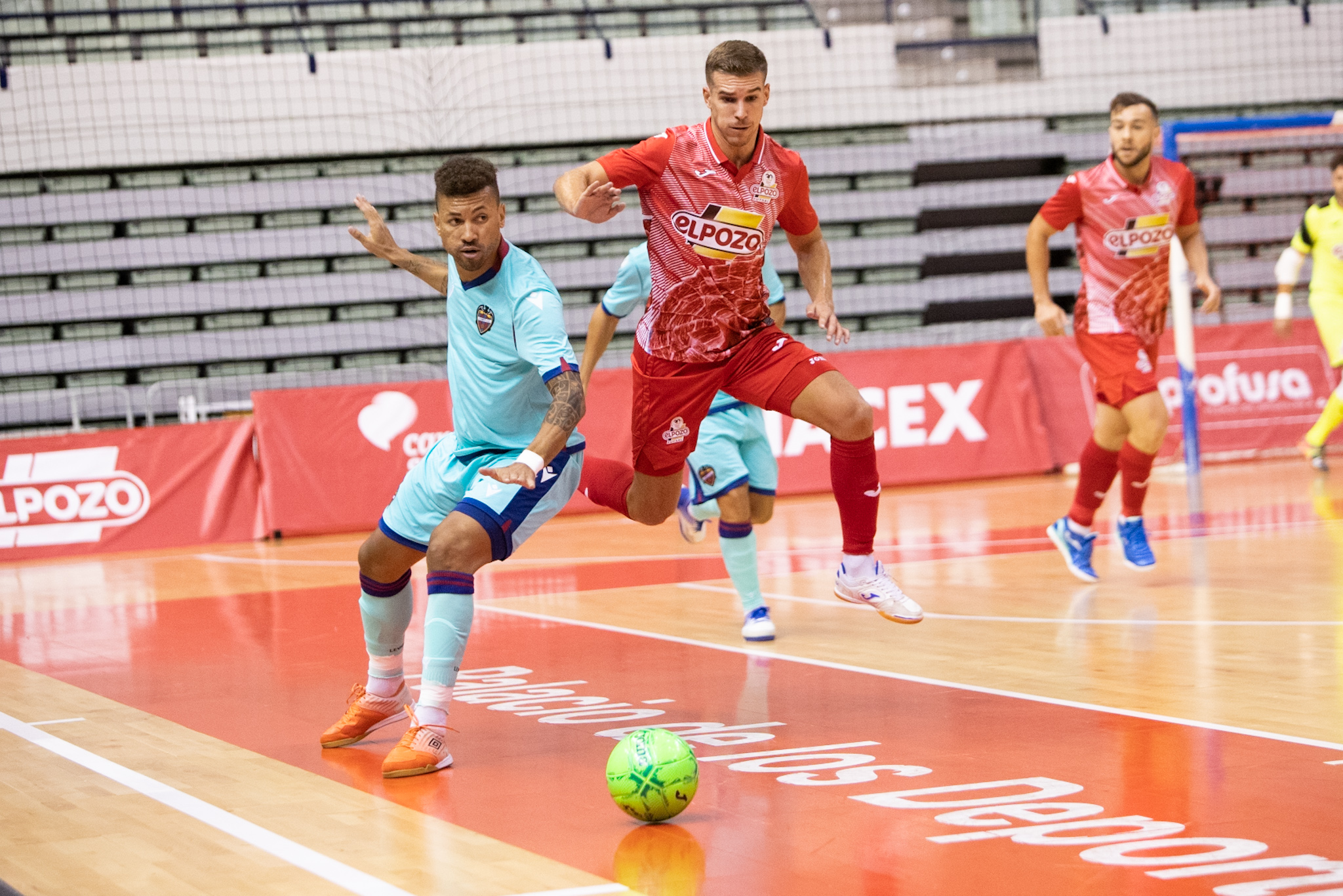 El líder busca ganar por primera vez en Murcia