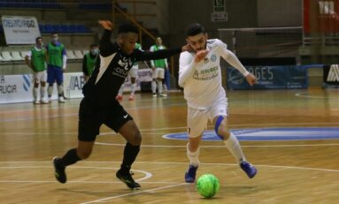 La UA Ceutí consigue tres valiosos puntos en Santiago