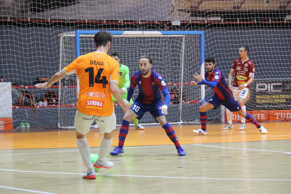 Liderato y salvación, en juego en Paterna