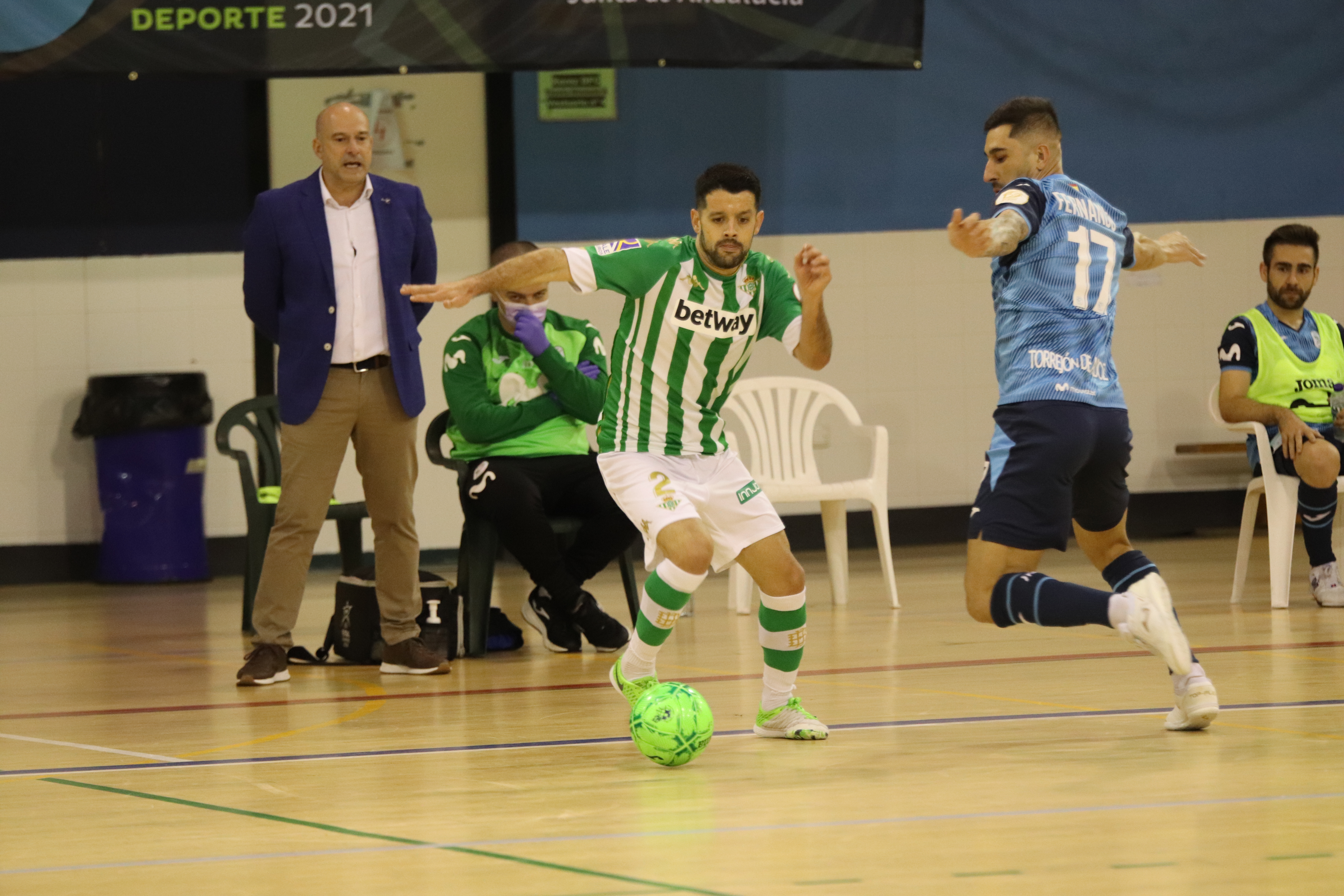 Esfuerzos titánicos sin recompensa visitante (4-2)