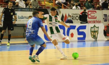 El Córdoba sale del descenso y agrava la crisis de Peñíscola