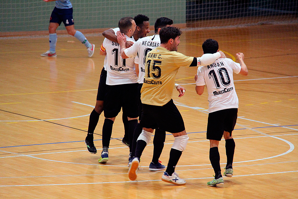 Playoff 2ª | UA Ceutí: El Guillermo Molina, su gran aliado