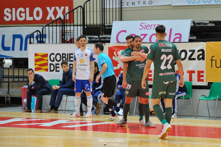 Golpe del Córdoba en Zaragoza (1-2)