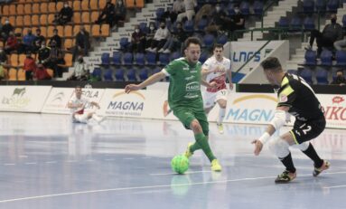 Juanjo y Pol lideran la victoria de Elpozo (2-4)
