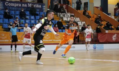 Los de A Mariña reaparecen con un empate
