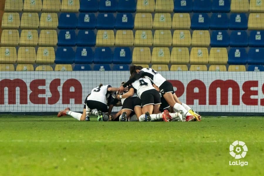 Resumen J14 Primera Iberdrola: Primera victoria del Valencia a domicilio y goleada del Atleti