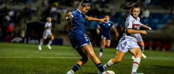 El Levante Badalona celebra con victoria el estreno en su nuevo estadio