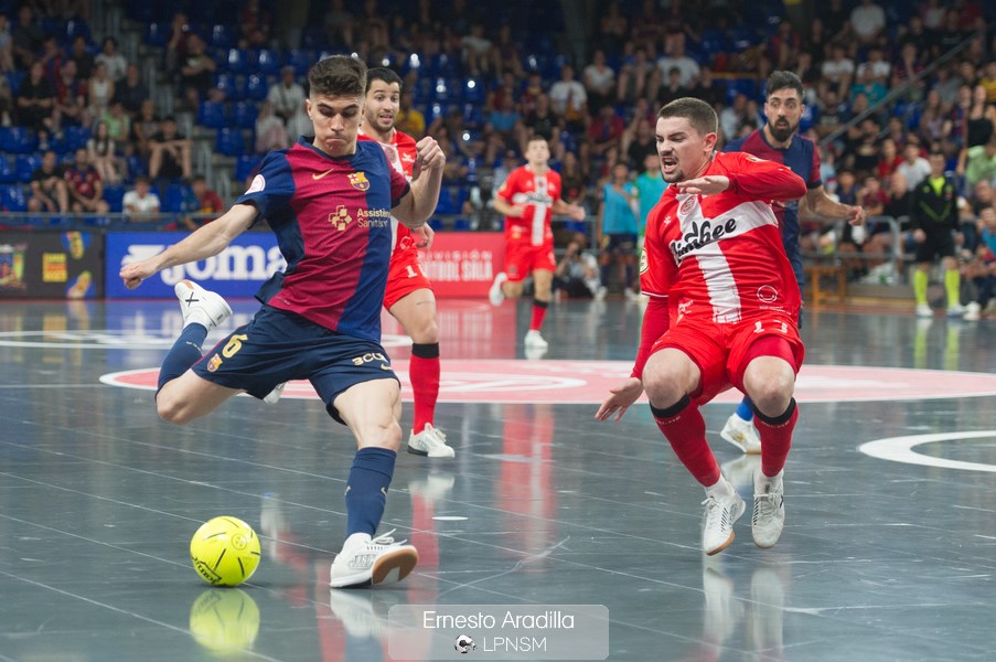 La pegada del Barça abre la serie